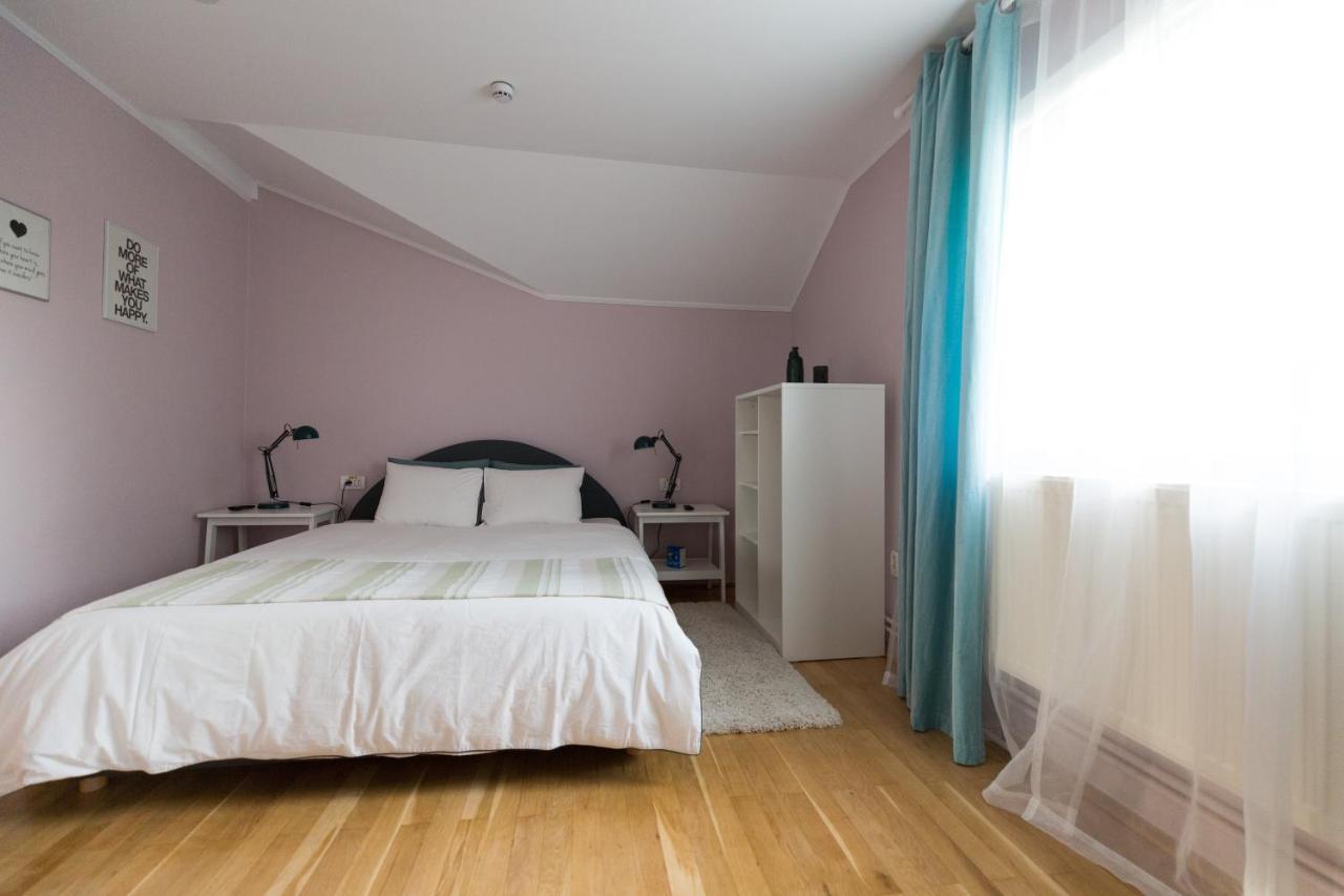 Casa Ris Hotell Târgu Jiu Exteriör bild